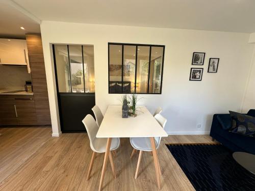 Удобства, Le cosy de Nilisiga - Jouars Pontchartrain in Montfort-l'Amaury