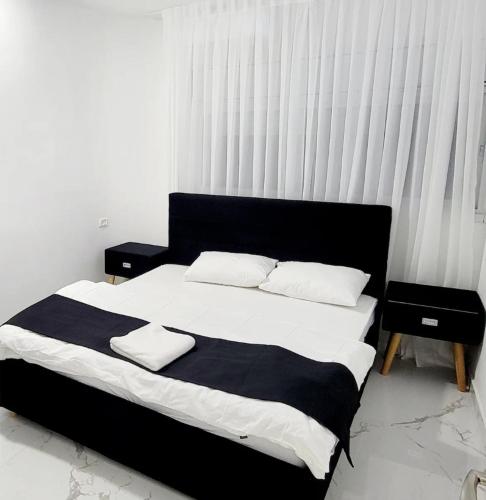 Beautiful Apartment in Ramat Gan Deluxe Suite Next to SHEBA Hospital in Priemiestis/oro uostas