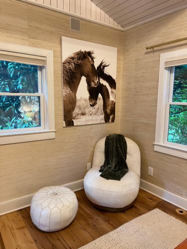Family Beach House and Cottage in Wainscott, USA