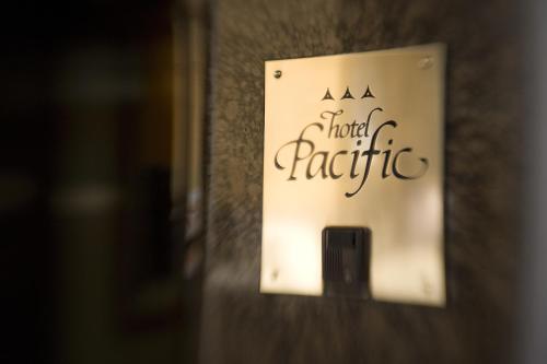 Hotel Pacific - image 13