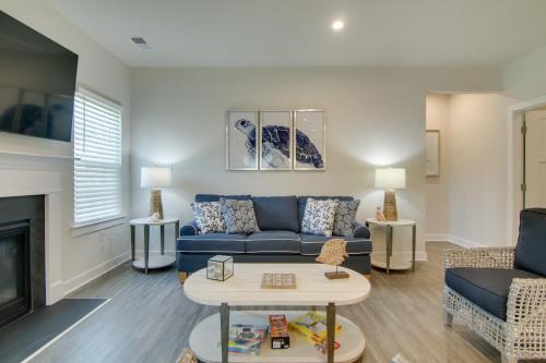 Covered Patio, Grill and Hammock Frankford Home! in ซีฟอร์ด (DE)