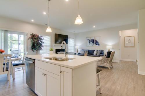 Covered Patio, Grill and Hammock Frankford Home! in ซีฟอร์ด (DE)