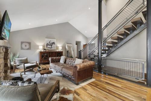 Heber Hideaway Exquisite Home with Hot Tub Heber Hideaway Exquisite Home with Hot Tub