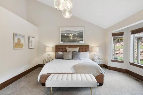 Heber Hideaway Exquisite Home with Hot Tub Heber Hideaway Exquisite Home with Hot Tub