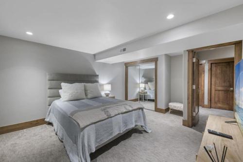 Heber Hideaway Exquisite Home with Hot Tub Heber Hideaway Exquisite Home with Hot Tub