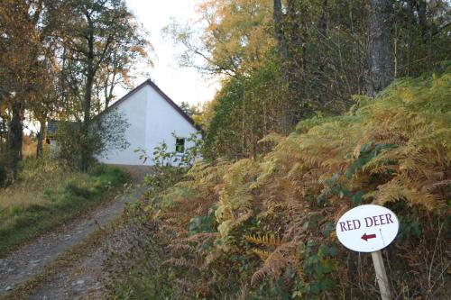 BCC Loch Ness Cottages - Bunloit Road