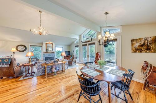 Lecompton Home with Private Pond and Fire Pit! in Lecompton, USA