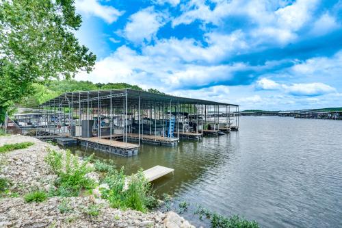 Kayaks, Boat Slip, Game Room, Calm Cove, Great Loc, Osage Beach (fotografie 3)
