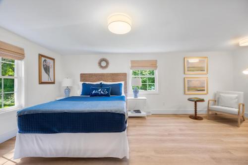 569533648 Marina Bay Cottages