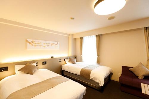 Twin Room with Bathroom