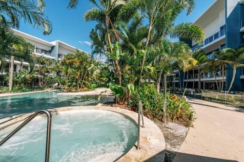 Sunset Views - Spacious Getaway in Hope Sziget