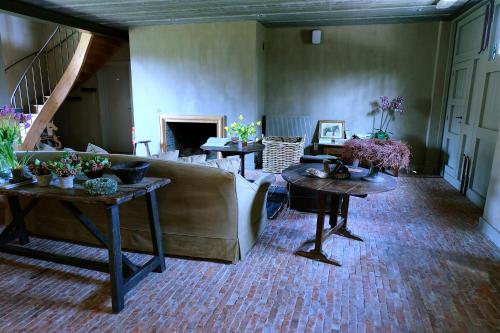 15 inn - image 14