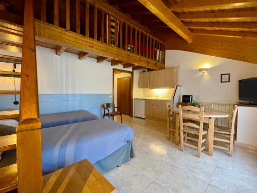 Aparthotel les Corts - image 9