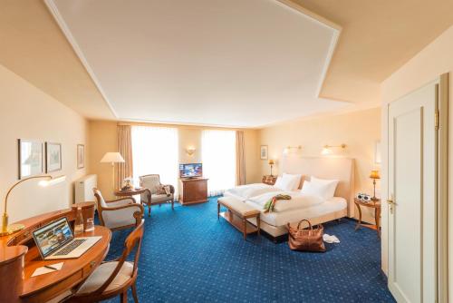 room detail thumbnail 0