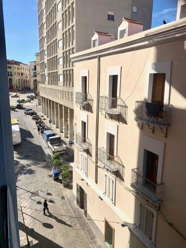 The Tower centro - Piazza Castello 11 in 萨萨里市中心