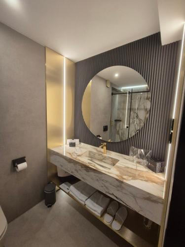 569602979 Grand Hotel Adriatic