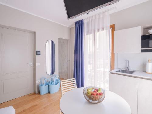 Apartment with Balcony image 8