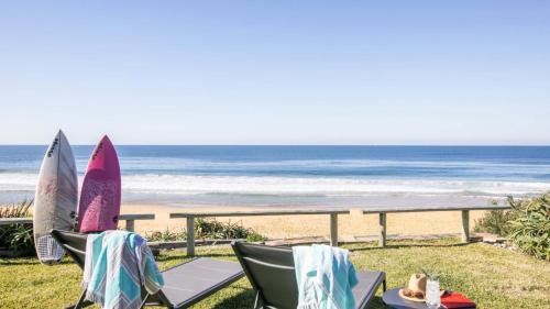 Instalaciones, Surfers Corner on Wamberal Beach in Terrigal