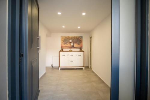 Entrance, stone villa marianna With private pool &guest studio in Kastelli