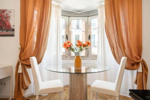 Studio located in Puerta de Alcala - 2 - Tap to explore photos