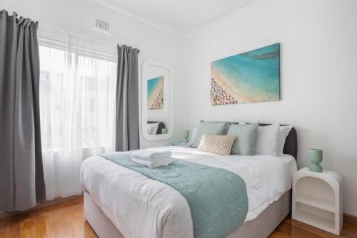 Bondi Shore Escape - 2mins to Beach - image 3