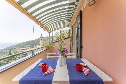 Emma House Terrace and Sea View Moneglia gîte à louer Bracco