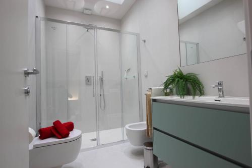 Marsili Luxury Suite - image 3