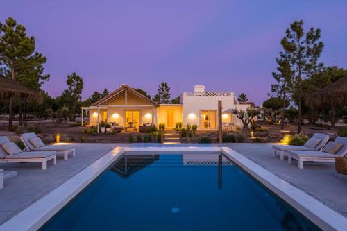 สวน, Independente Comporta in กรานโดลา