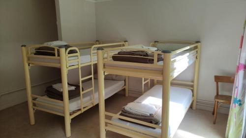 room detail thumbnail 1