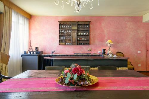 Bohemian Suite spacious and central Loft, Boloňa (fotografie 9)
