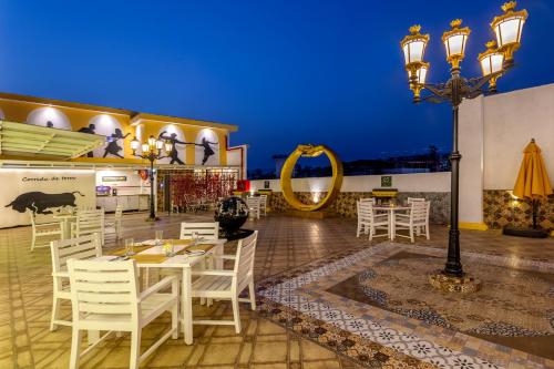 ห้องอาหาร, Sterling Marbella Dehradun in เดราดูน