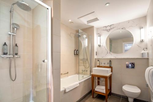 London Chigwell Prince Regent Hotel BW Signature Collection - image 7