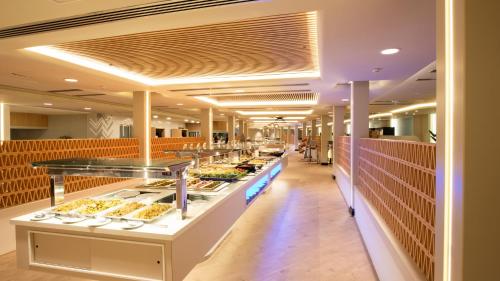 Gran Hotel Bali - image 5