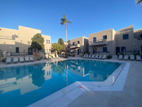 Blue Aegean Hotel & Suites - image 6