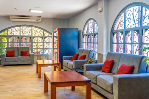 Apartamentos Puerta del Sur - image 14