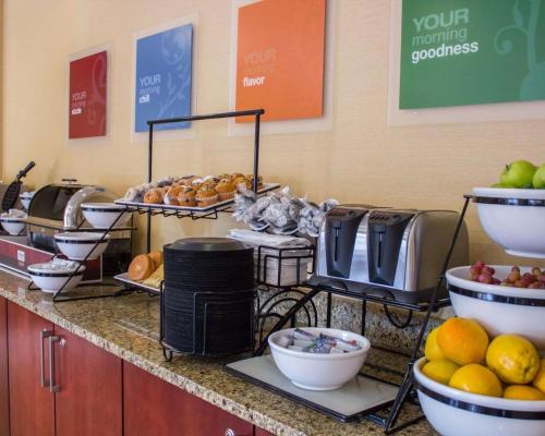 Comfort Inn & Suites Trussville I-59 exit 141 - main image