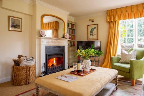 Goodwood Cottage - image 8