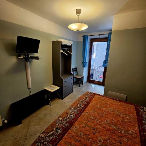 Borgo Paradiso Guest House Room Type - Budget Double Room