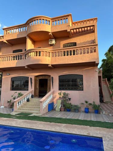 Paradise house - main image