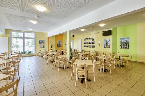 餐廳, A&O亞琛中央火車站酒店 (a&o Aachen Hauptbahnhof) in 亞琛市中心