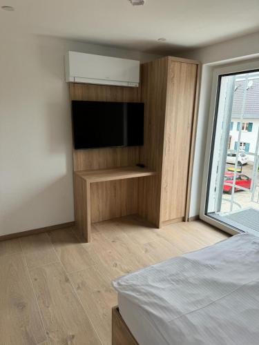 B&S Aparthotel 4.6km von Pfaffenhofen a.d.Roth entfernt