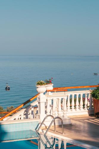 Sunny Hill Alya Hotel - image 9