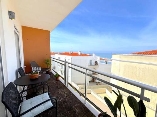 Nazaré Boutique w Sea View and Private Rooftop Terace (Nazare Boutique w Sea View and Private Rooftop Terace) in Назаре