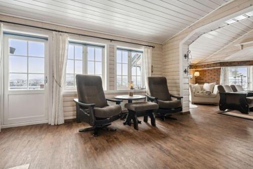 Flott og romslig hytte med særpreg i Lønsdal