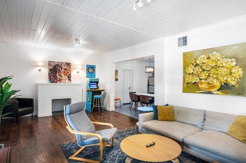 Spacious West Brickell Getaway, 4Bedroom2Bath in Miami, USA