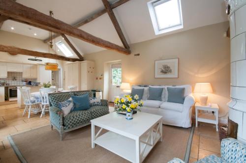 Shipton Cottage in Bruern