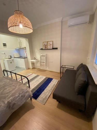 Sapphire Suites Taksim Room Type - Triple Room with Private Bathroom Sapphire Suites Taksim Room Type - Triple Room with Private Bathroom