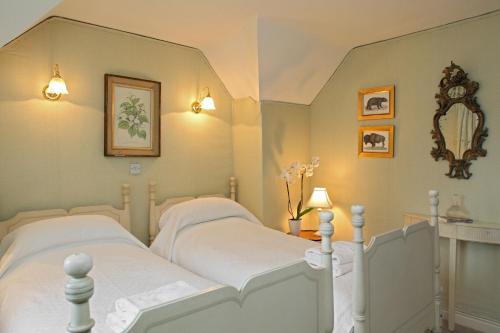 Newmarket Cottage - image 12
