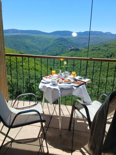 Hotel Rural Porta Coeli - Dehesa Santa Lucía - San Martín del Castañar