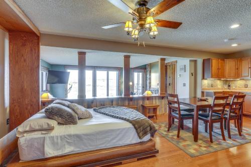 Ski-In and Ski-Out Granby Ranch Condo with Balcony! - image 10
